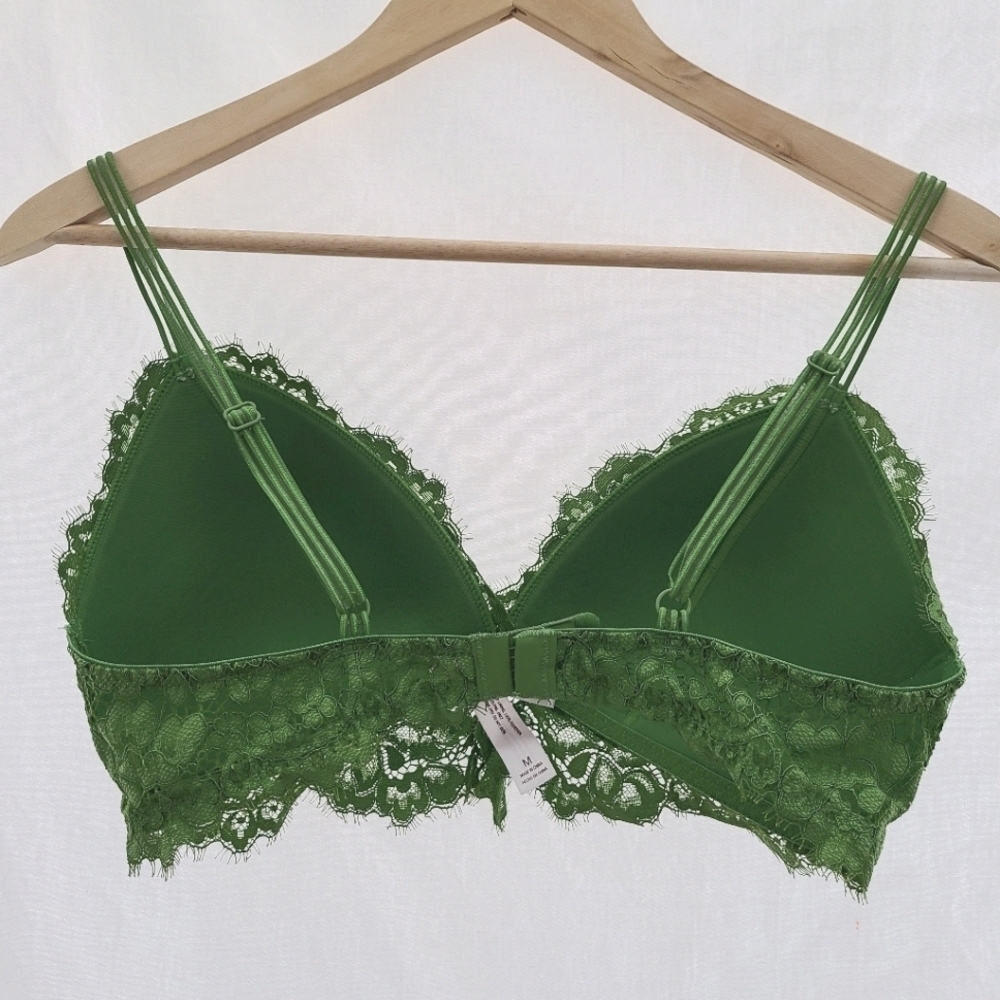 Lace Crop Bralette top with adjustable straps, Size Medium - Picture 3 of 8